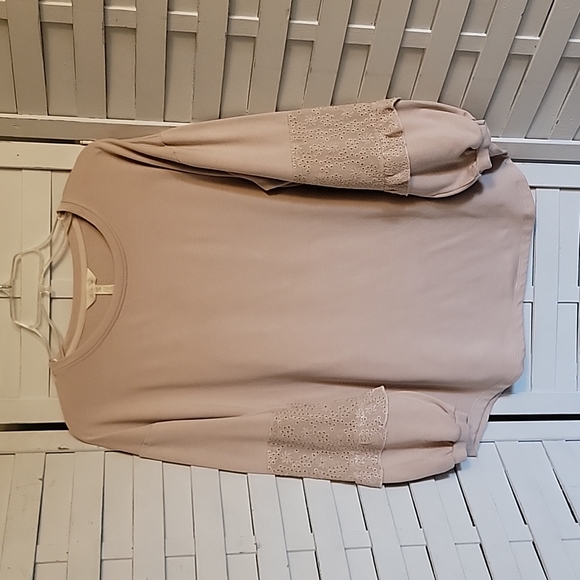 Matilda Jane Tops - Matilda Jane Tan Eyelet Top Size Medium